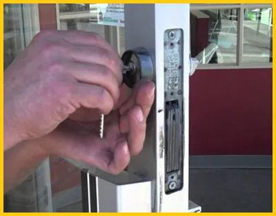 Expert Locksmith Store Riverside, RI 401-424-9801 - 23-4